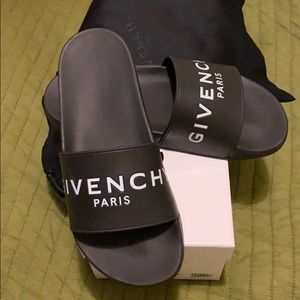 GIVENCHY PARIS FLAT SANDALS